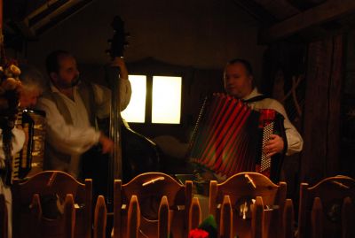 Folkmusik i en av Toruńs restauranger.