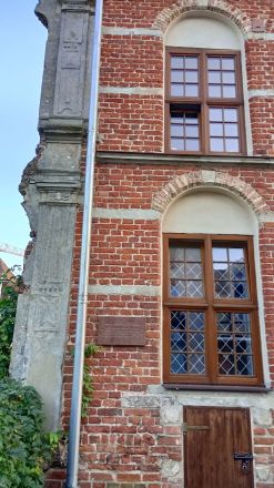 Före detta mennoniter-kyrkan.