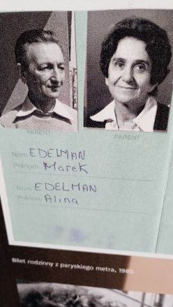 Utställning om Alina Edelman, maka till Marek Edelman. 