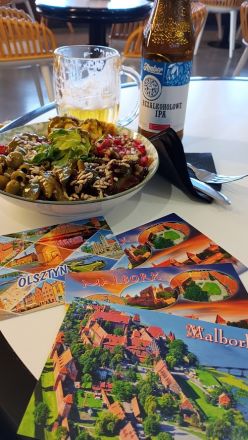 Avslutande middag i Emigrationens hus intill färjeterminalen i Gdynia.